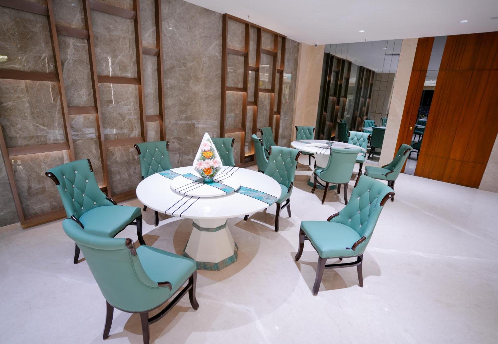 Hotel Shubham Celebrations Haydarabad Dış mekan fotoğraf